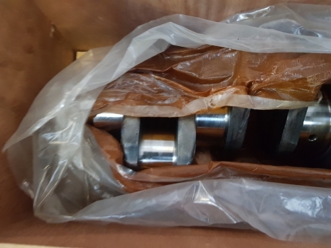 Case Maxxum 51xx, 52xx, Mx Cummins 6bt Crankshaft J908032; J929037; C3929037 - Коленчатый вал для Тракторов: фото 2 Case Maxxum 51xx, 52xx, Mx Cummins 6bt Crankshaft J908032; J929037; C3929037 - Коленчатый вал для Тракторов: фото 2