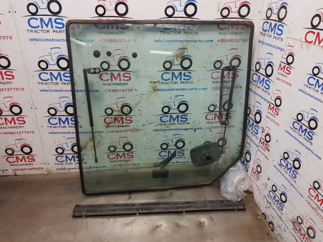 Claas Ares 656rc, Ares500, 600, 800, Atles, Cab Back Window Assy 7700072361 - Стекло и запчасти: фото 2 Claas Ares 656rc, Ares500, 600, 800, Atles, Cab Back Window Assy 7700072361 - Стекло и запчасти: фото 2