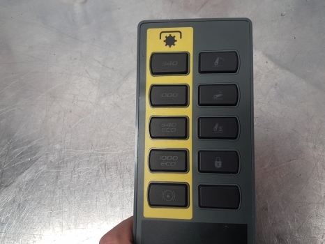 Claas Arion 640, 420-410, 810-870 Hitch Pto Control Unit 0022456900, 22456900 - Блок управления для Тракторов: фото 3 Claas Arion 640, 420-410, 810-870 Hitch Pto Control Unit 0022456900, 22456900 - Блок управления для Тракторов: фото 3