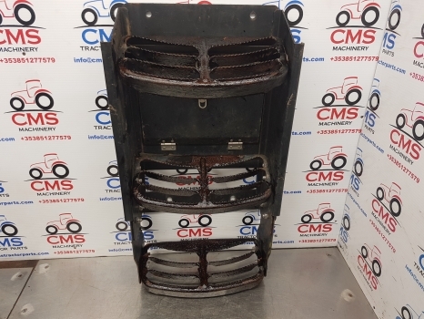 Claas Arion 640, 500, 600 Foot Step Lhs 0012609203, 0012609204 - Боковая подножка для Сельскохозяйственной техники: фото 1 Claas Arion 640, 500, 600 Foot Step Lhs 0012609203, 0012609204 - Боковая подножка для Сельскохозяйственной техники: фото 1