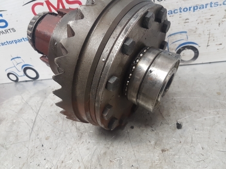 Claas Renault Ares 600, 800 Ser Front Axle Differential 6000103383, 6000103520 - Дифференциал для Тракторов: фото 3 Claas Renault Ares 600, 800 Ser Front Axle Differential 6000103383, 6000103520 - Дифференциал для Тракторов: фото 3