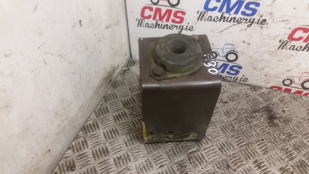 Fiat F, F-dt Series, F100, F130, F140 Cab Support And Mounting 5156688, 5152628 - Подвеска кабины: фото 3 Fiat F, F-dt Series, F100, F130, F140 Cab Support And Mounting 5156688, 5152628 - Подвеска кабины: фото 3