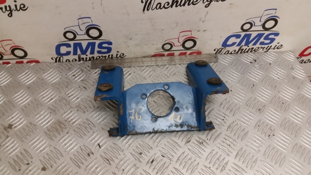 Ford 10, 30, Tw Series, 7810, 8210, 6610, Tw15 Wheel Steering Support D5nn3b718d - Рулевое управление: фото 1 Ford 10, 30, Tw Series, 7810, 8210, 6610, Tw15 Wheel Steering Support D5nn3b718d - Рулевое управление: фото 1