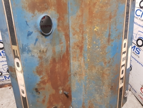 Ford 10 Series 5610, 6610, 7410, 7610, 6810 Sq Cab Bonnet Hood Panel 2 Holes - Капот для Тракторов: фото 3 Ford 10 Series 5610, 6610, 7410, 7610, 6810 Sq Cab Bonnet Hood Panel 2 Holes - Капот для Тракторов: фото 3