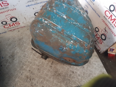 Ford 4000, 4600 Fuel Tank 83935630, E2nn9002ba, E3nn9002kb - Топливный бак для Тракторов: фото 4 Ford 4000, 4600 Fuel Tank 83935630, E2nn9002ba, E3nn9002kb - Топливный бак для Тракторов: фото 4