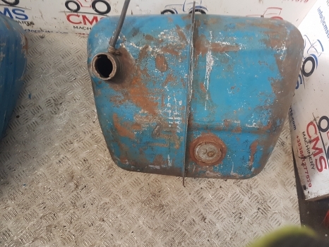 Ford 4000, 4600 Fuel Tank 83935630, E2nn9002ba, E3nn9002kb - Топливный бак для Тракторов: фото 1 Ford 4000, 4600 Fuel Tank 83935630, E2nn9002ba, E3nn9002kb - Топливный бак для Тракторов: фото 1