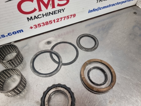 Ford 4630, 30 Series Transmission Thrust Bearings, Washers K3660627941 - Коробка передач: фото 4 Ford 4630, 30 Series Transmission Thrust Bearings, Washers K3660627941 - Коробка передач: фото 4