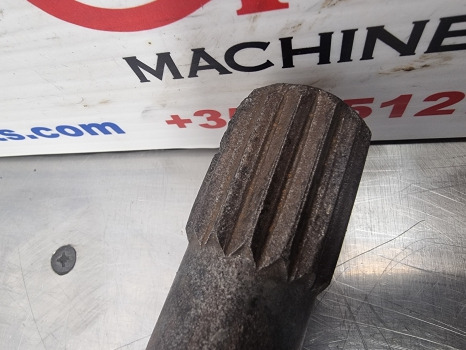 Ford 8340, 40 And Ts Series 4 Wheel Drive Shaft, Propeller Shaft 82011577 - Передняя ось: фото 4 Ford 8340, 40 And Ts Series 4 Wheel Drive Shaft, Propeller Shaft 82011577 - Передняя ось: фото 4