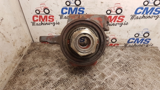 Ford New Holland Fiat 8160 Front Steering Knuckle Spindle Lhs 5171554, 5171533 - Поворотный кулак для Тракторов: фото 1 Ford New Holland Fiat 8160 Front Steering Knuckle Spindle Lhs 5171554, 5171533 - Поворотный кулак для Тракторов: фото 1
