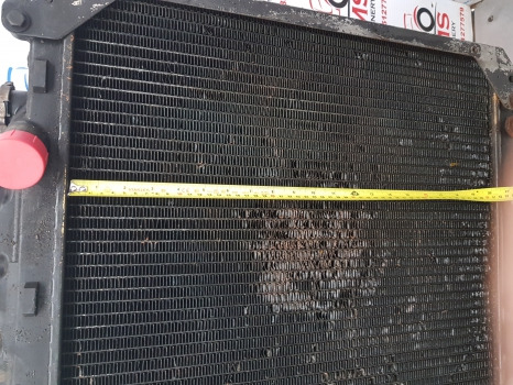 Ford Ts, 5640, 6640, 7740 Engine Water Cooling Radiator 82015103, 82015097 - Радиатор: фото 3 Ford Ts, 5640, 6640, 7740 Engine Water Cooling Radiator 82015103, 82015097 - Радиатор: фото 3