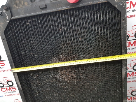 Ford Ts, 5640, 6640, 7740 Engine Water Cooling Radiator 82015103, 82015097 - Радиатор: фото 2 Ford Ts, 5640, 6640, 7740 Engine Water Cooling Radiator 82015103, 82015097 - Радиатор: фото 2
