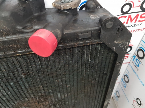 Радиатор Ford Ts, 5640, 6640, 7740  Engine Water Cooling Radiator 82015103, 82015097: фото 7