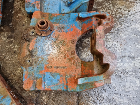 Ford Tw, 30 Series, Front Axle Support 9625687, E1nn3a042ha - Передняя ось: фото 1 Ford Tw, 30 Series, Front Axle Support 9625687, E1nn3a042ha - Передняя ось: фото 1