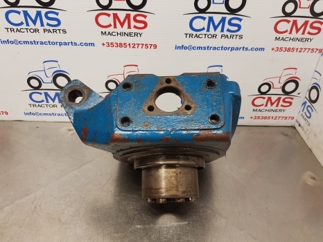Ford Tw15, Tw25, 8210, 7910 Front Axle Swivel Housing Rhs Zp4472353331, 83945667 - Поворотный кулак для Тракторов: фото 1 Ford Tw15, Tw25, 8210, 7910 Front Axle Swivel Housing Rhs Zp4472353331, 83945667 - Поворотный кулак для Тракторов: фото 1