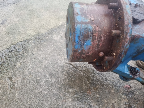 Ford Tw25, Tw35, 8730, 8830 Front Axle Rh Hub Complete Zp4472355168, 83944714 - Передняя ось: фото 5 Ford Tw25, Tw35, 8730, 8830 Front Axle Rh Hub Complete Zp4472355168, 83944714 - Передняя ось: фото 5