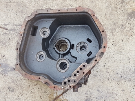 Jcb 531-70, 54170, 535-95 Transmission Housing 6 Speed 589/10589, 442/27690 - Коробка передач для Экскаваторов-погрузчиков: фото 4 Jcb 531-70, 54170, 535-95 Transmission Housing 6 Speed 589/10589, 442/27690 - Коробка передач для Экскаваторов-погрузчиков: фото 4