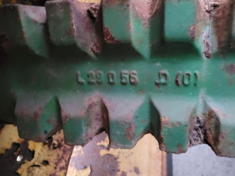 John Deere 2130 Rear Half Axle Lhs L29056, R56279, T29452, L29055, L39930 - Задняя ось: фото 2 John Deere 2130 Rear Half Axle Lhs L29056, R56279, T29452, L29055, L39930 - Задняя ось: фото 2