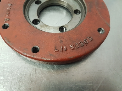 John Deere 6610, 6210, 6310, 6400, Premuim Pinion Bearing Housing L113330 - Задняя ось для Тракторов: фото 2 John Deere 6610, 6210, 6310, 6400, Premuim Pinion Bearing Housing L113330 - Задняя ось для Тракторов: фото 2