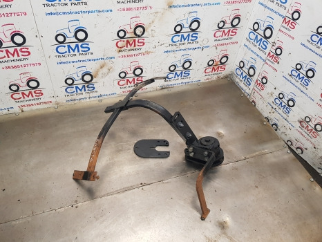 Kubota M5092 Front Axle Mudguard Bracket Lhs Assy - Крыло: фото 3 Kubota M5092 Front Axle Mudguard Bracket Lhs Assy - Крыло: фото 3
