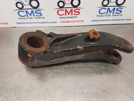 Massey Ferguson 4255, 4220 4000, 4100 Series Cross Shaft Lift Arm Lhs 3817639m91 - Гидравлика для Тракторов: фото 1 Massey Ferguson 4255, 4220 4000, 4100 Series Cross Shaft Lift Arm Lhs 3817639m91 - Гидравлика для Тракторов: фото 1