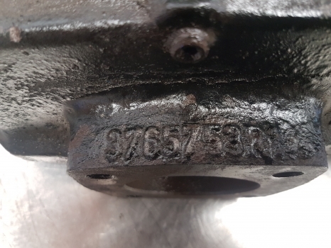 Massey Ferguson 5455, 5425, 5435 Front Steering Knuckle Spindle Rhs 3765753r1 - Поворотный кулак для Тракторов: фото 3 Massey Ferguson 5455, 5425, 5435 Front Steering Knuckle Spindle Rhs 3765753r1 - Поворотный кулак для Тракторов: фото 3
