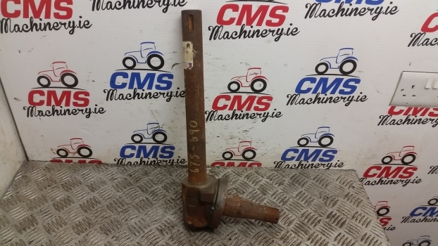 Massey Ferguson Steering Spindle 100, 200, 500, 600 Series 897475m96 897475m95 - Поворотный кулак для Тракторов: фото 1 Massey Ferguson Steering Spindle 100, 200, 500, 600 Series 897475m96 897475m95 - Поворотный кулак для Тракторов: фото 1