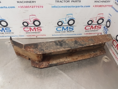 Mccormick Mc115, Case Cx50, Cx60 Mx Maxxum 170mudguard Support Rhs 246768a3 - Крыло для Тракторов: фото 4 Mccormick Mc115, Case Cx50, Cx60 Mx Maxxum 170mudguard Support Rhs 246768a3 - Крыло для Тракторов: фото 4