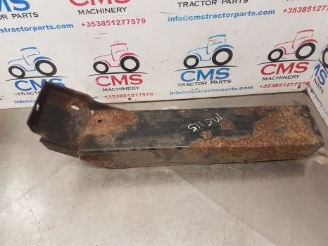 Mccormick Mc115, Case Cx50, Cx70 Mx Maxxum170  Mudguard Support Lhs 246769a3 - Крыло для Тракторов: фото 1 Mccormick Mc115, Case Cx50, Cx70 Mx Maxxum170  Mudguard Support Lhs 246769a3 - Крыло для Тракторов: фото 1
