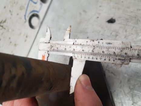 New Holland T4, T5, T5000 T5.95 Lift Assist Cylinder Bracket Rhs 5182277 - Гидравлический цилиндр для Тракторов: фото 4 New Holland T4, T5, T5000 T5.95 Lift Assist Cylinder Bracket Rhs 5182277 - Гидравлический цилиндр для Тракторов: фото 4