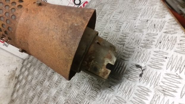 New Holland T5.100, T5.110, T5.120 Exhaust Pipe Assy 47939799 - Выхлопная труба для Тракторов: фото 2 New Holland T5.100, T5.110, T5.120 Exhaust Pipe Assy 47939799 - Выхлопная труба для Тракторов: фото 2