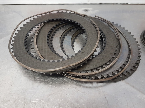 New Holland T5.95, T4, T5, Tl Transmission Clutch Disc Kit 87534848, 87547943 - Диск сцепления для Тракторов: фото 2 New Holland T5.95, T4, T5, Tl Transmission Clutch Disc Kit 87534848, 87547943 - Диск сцепления для Тракторов: фото 2