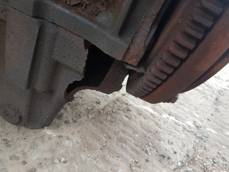 New Holland T5.95, T5.105 Engine Nut 5802113107, 47891971, 5802379417, F5dfl413h - Двигатель: фото 4 New Holland T5.95, T5.105 Engine Nut 5802113107, 47891971, 5802379417, F5dfl413h - Двигатель: фото 4