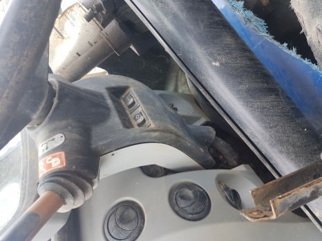 New Holland T5.95, T5.105, T5.115 Steering Column And Steering Wheel 84372908 - Рулевая колонка для Тракторов: фото 1 New Holland T5.95, T5.105, T5.115 Steering Column And Steering Wheel 84372908 - Рулевая колонка для Тракторов: фото 1