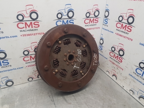 New Holland T6000, T7, T7000 T6070 Engine Flywheel Complete 87300081; 87300082 - Маховик для Тракторов: фото 1 New Holland T6000, T7, T7000 T6070 Engine Flywheel Complete 87300081; 87300082 - Маховик для Тракторов: фото 1