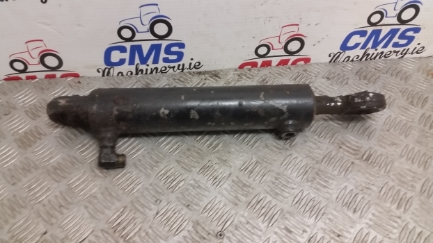 New Holland T7, T7000 Series T7040 Lift Cylinder, Ram 84527512, 87644502 - Гидравлический цилиндр для Тракторов: фото 1 New Holland T7, T7000 Series T7040 Lift Cylinder, Ram 84527512, 87644502 - Гидравлический цилиндр для Тракторов: фото 1