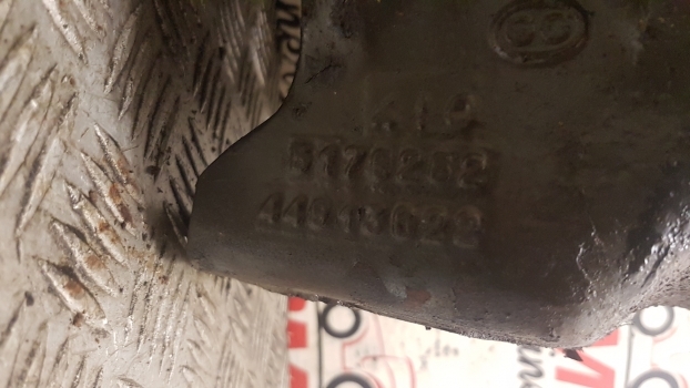 New Holland Tm, Tm150 Supersteer Front Axle Steering Spindle Rhs 5179271 - Поворотный кулак для Тракторов: фото 3 New Holland Tm, Tm150 Supersteer Front Axle Steering Spindle Rhs 5179271 - Поворотный кулак для Тракторов: фото 3