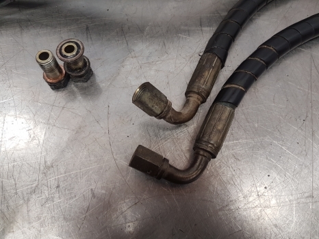 New Holland Ts115a, Ts110, Case Mxu Steering Cylinder Pipes 5199554, 5199552 - Рулевое управление для Тракторов: фото 5 New Holland Ts115a, Ts110, Case Mxu Steering Cylinder Pipes 5199554, 5199552 - Рулевое управление для Тракторов: фото 5