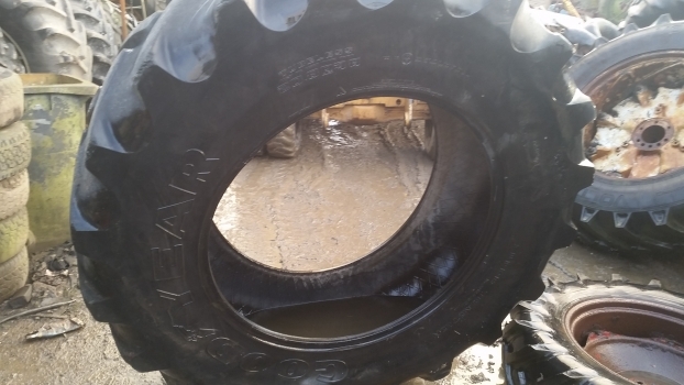 Old Stock Old Stock Rear Tyre Goodyear 20.8r38 5b03 - Шина для Тракторов: фото 1 Old Stock Old Stock Rear Tyre Goodyear 20.8r38 5b03 - Шина для Тракторов: фото 1