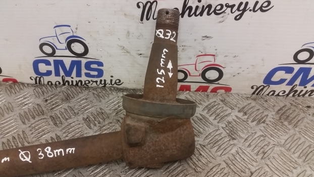Old Stock Old Stock Steering Spindle 000000 - Поворотный кулак для Тракторов: фото 3 Old Stock Old Stock Steering Spindle 000000 - Поворотный кулак для Тракторов: фото 3