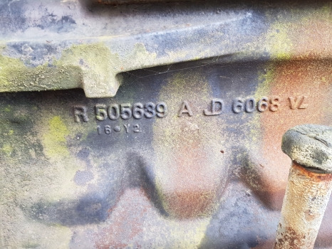 Renault Claas Ares Engine Block, Cylinder Head, Crankshaft Nut R505639, Jd6068vl - Двигатель и запчасти: фото 3 Renault Claas Ares Engine Block, Cylinder Head, Crankshaft Nut R505639, Jd6068vl - Двигатель и запчасти: фото 3