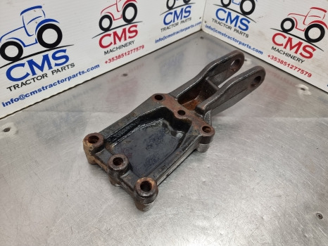 Valtra 6400, 6000, 8000, T1, N, Stabiliser Bracket Lh V34157900, 34157900 - Подвеска: фото 3 Valtra 6400, 6000, 8000, T1, N, Stabiliser Bracket Lh V34157900, 34157900 - Подвеска: фото 3