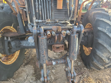 Valtra S280 Front Linkage Kit 26069202, V34624200, V34622700, V34622900 - Подвеска: фото 1 Valtra S280 Front Linkage Kit 26069202, V34624200, V34622700, V34622900 - Подвеска: фото 1
