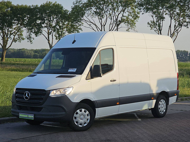 Mercedes-Benz Sprinter 315 L2H2 3.5t-Trekhaak - Цельнометаллический фургон: фото 2 Mercedes-Benz Sprinter 315 L2H2 3.5t-Trekhaak - Цельнометаллический фургон: фото 2