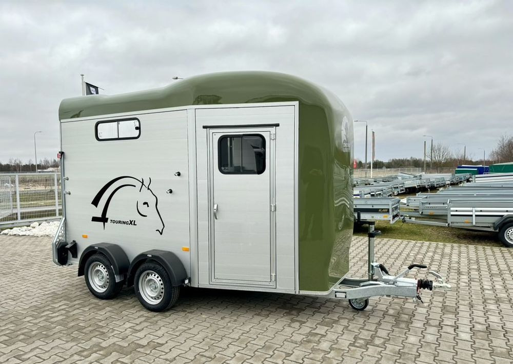 CHEVAL LIBERTÉ Touring Country XL przyczepa na dwa konie | duża siodlarnia | drzwi boczne | rampa przednia | 387×179 cm | ALUMINIOWA | Debon | dostawa | mocna i solidna | - Прицеп-коневоз: фото 3 CHEVAL LIBERTÉ Touring Country XL przyczepa na dwa konie | duża siodlarnia | drzwi boczne | rampa przednia | 387×179 cm | ALUMINIOWA | Debon | dostawa | mocna i solidna | - Прицеп-коневоз: фото 3