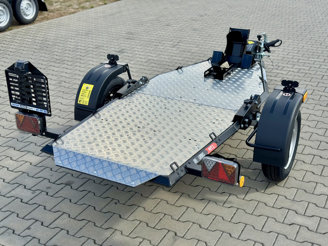 LORRIES MT-1 - przyczepa do przewozu 1 motocykla - Прицеп для мотоцикла: фото 4 LORRIES MT-1 - przyczepa do przewozu 1 motocykla - Прицеп для мотоцикла: фото 4