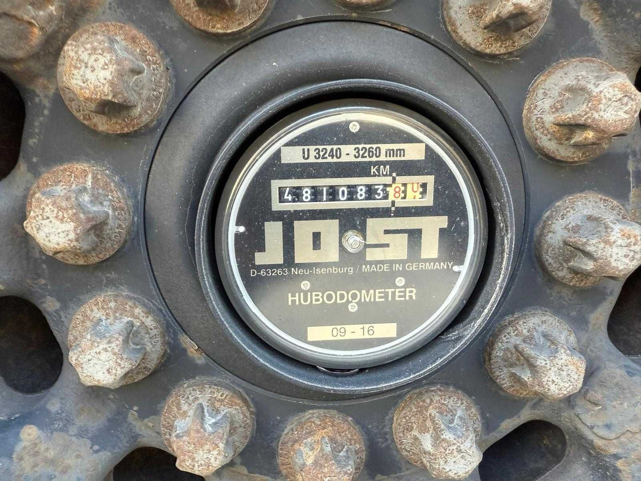 Schmitz Izoterma Kontener Box, 2017r, roleta , 481083 km , z Francji - Другая техника: фото 3 Schmitz Izoterma Kontener Box, 2017r, roleta , 481083 km , z Francji - Другая техника: фото 3