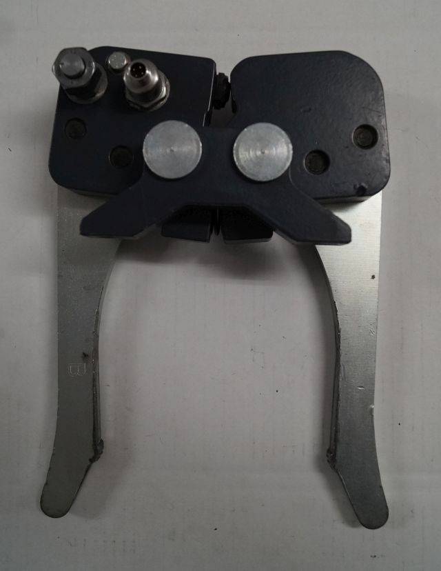 Jungheinrich 51193016 | Hydraulic Clamb from EKS308 year 2014 loading sensor 511 - Гидравлика для Погрузочно-разгрузочной техники: фото 1 Jungheinrich 51193016 | Hydraulic Clamb from EKS308 year 2014 loading sensor 511 - Гидравлика для Погрузочно-разгрузочной техники: фото 1