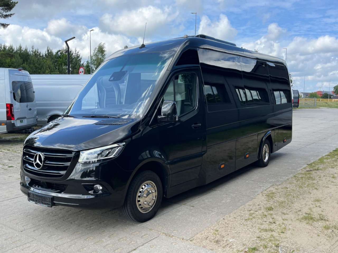 Mercedes-Benz Sprinter 519 HIGH DECK/ 3.0 V6 / LUXURY Bus - Туристический автобус: фото 4 Mercedes-Benz Sprinter 519 HIGH DECK/ 3.0 V6 / LUXURY Bus - Туристический автобус: фото 4