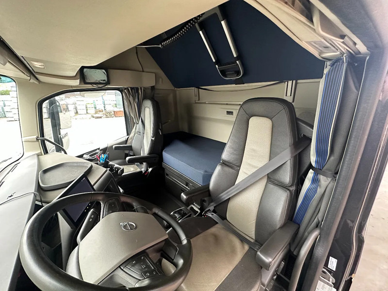 Тягач Volvo FH 500 6x2 /Full AIR / PTO Globe XL: фото 19
