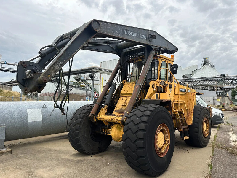 Volvo L160 High Lift - Лесной прицеп: фото 3 Volvo L160 High Lift - Лесной прицеп: фото 3